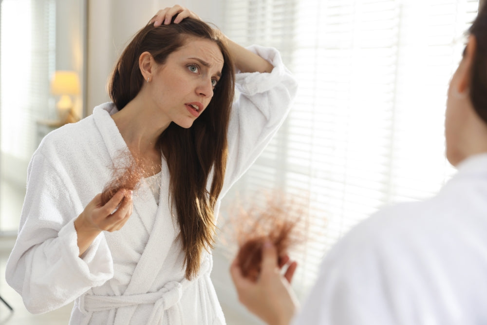 Minoxidil for Hair Loss UK: How It Works, Results Timeline and What to Buy (2026)