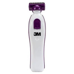 3M Surgical Clipper with pivoting head for precise hair removal and skin comfort during medical procedures.