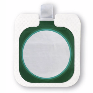 3M™ Universal Electrosurgical Pad 9130, standard non-split uncorded medical device for surgical procedures, shown on an operating table.