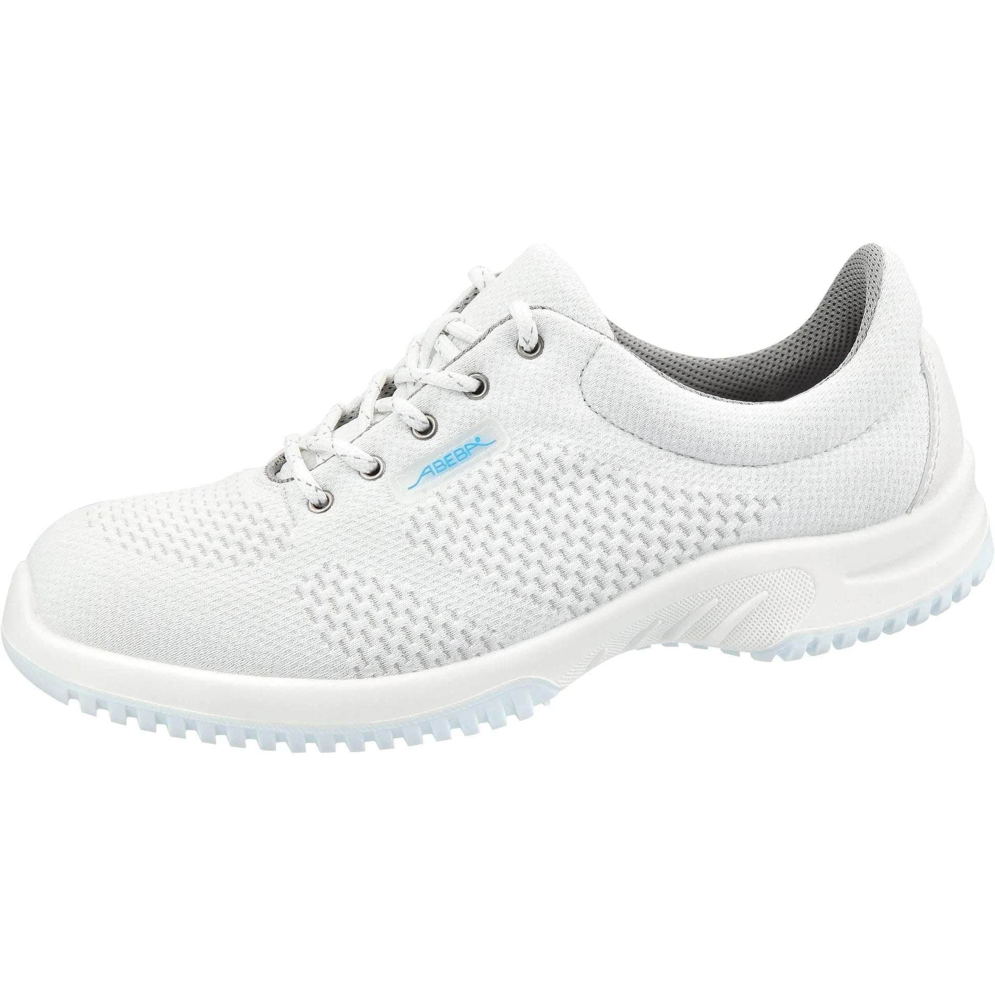 Abeba Occupational Shoes Uni6 low shoe in white knitted textile with a sleek design and slip-resistant sole.