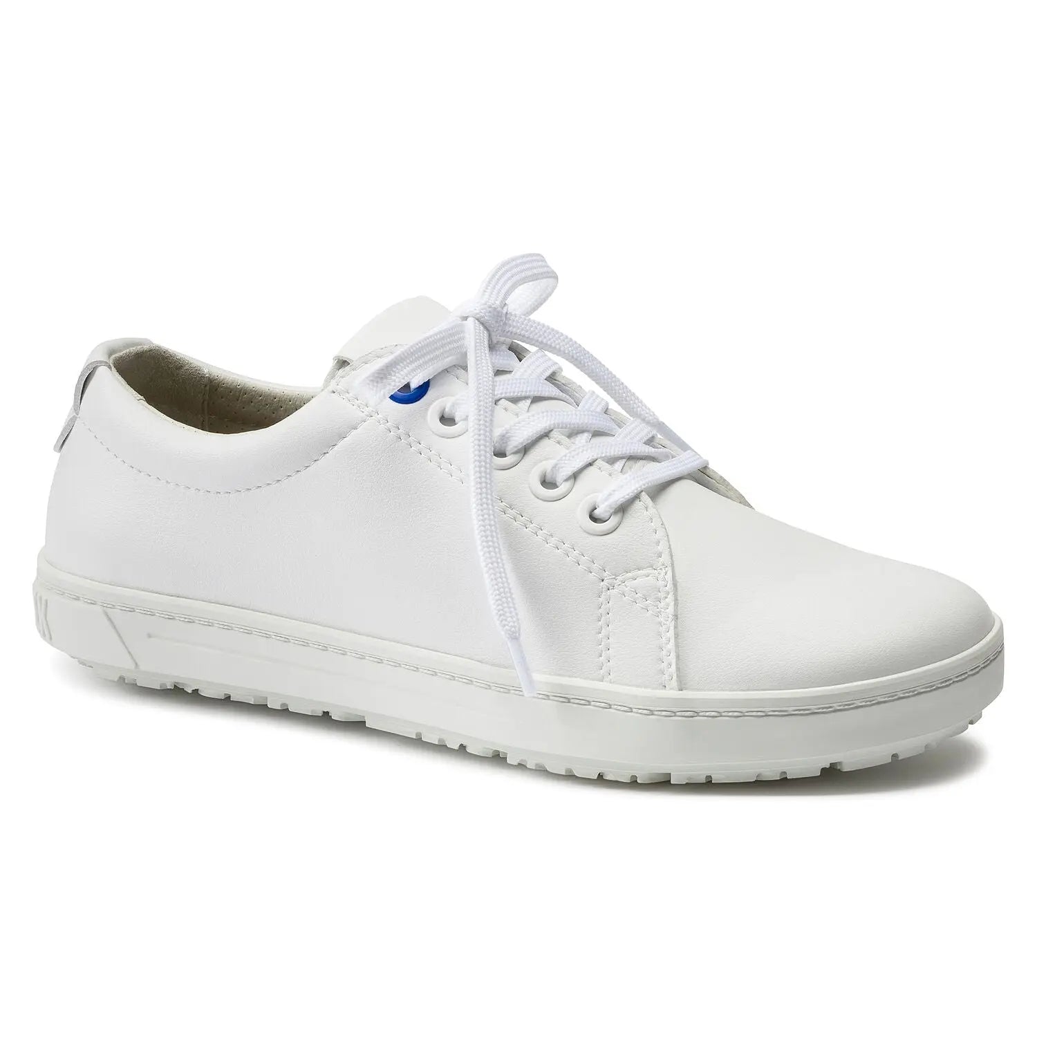Birkenstock QO 500 lace-up shoes with microfiber material, featuring a sleek design and sturdy laces.
