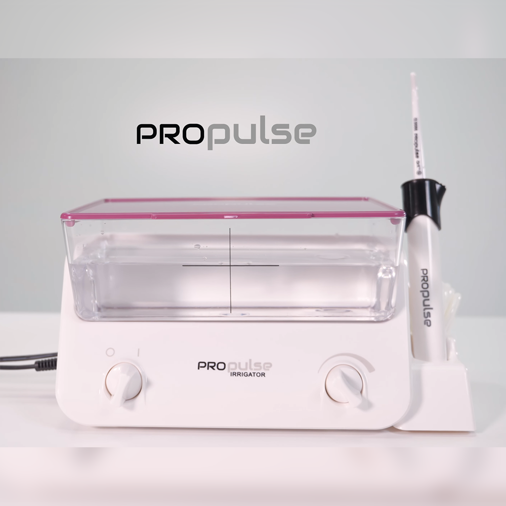 Propulse ear irrigator front view