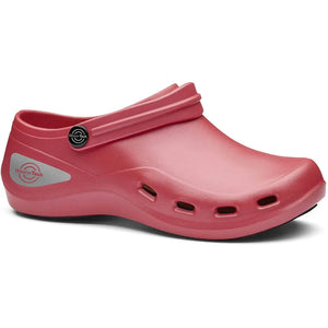 Toffeln WearerTech Invigorate washable clog in black, showing a comfortable slip-on design with cushioned footbed and slip-resistant sole.