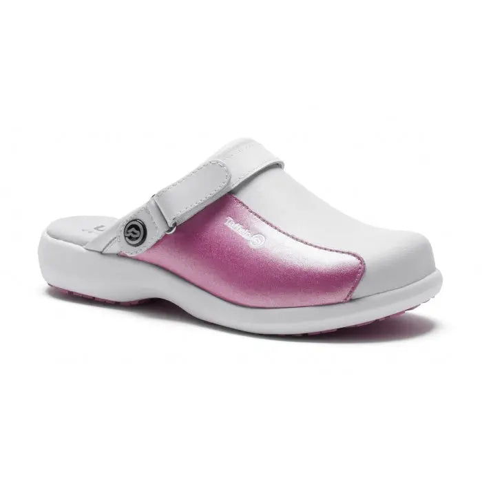 Toffeln UltraLite Comfort Shoe 0696 in black, lightweight design with cushioned sole, ideal for all-day wear.