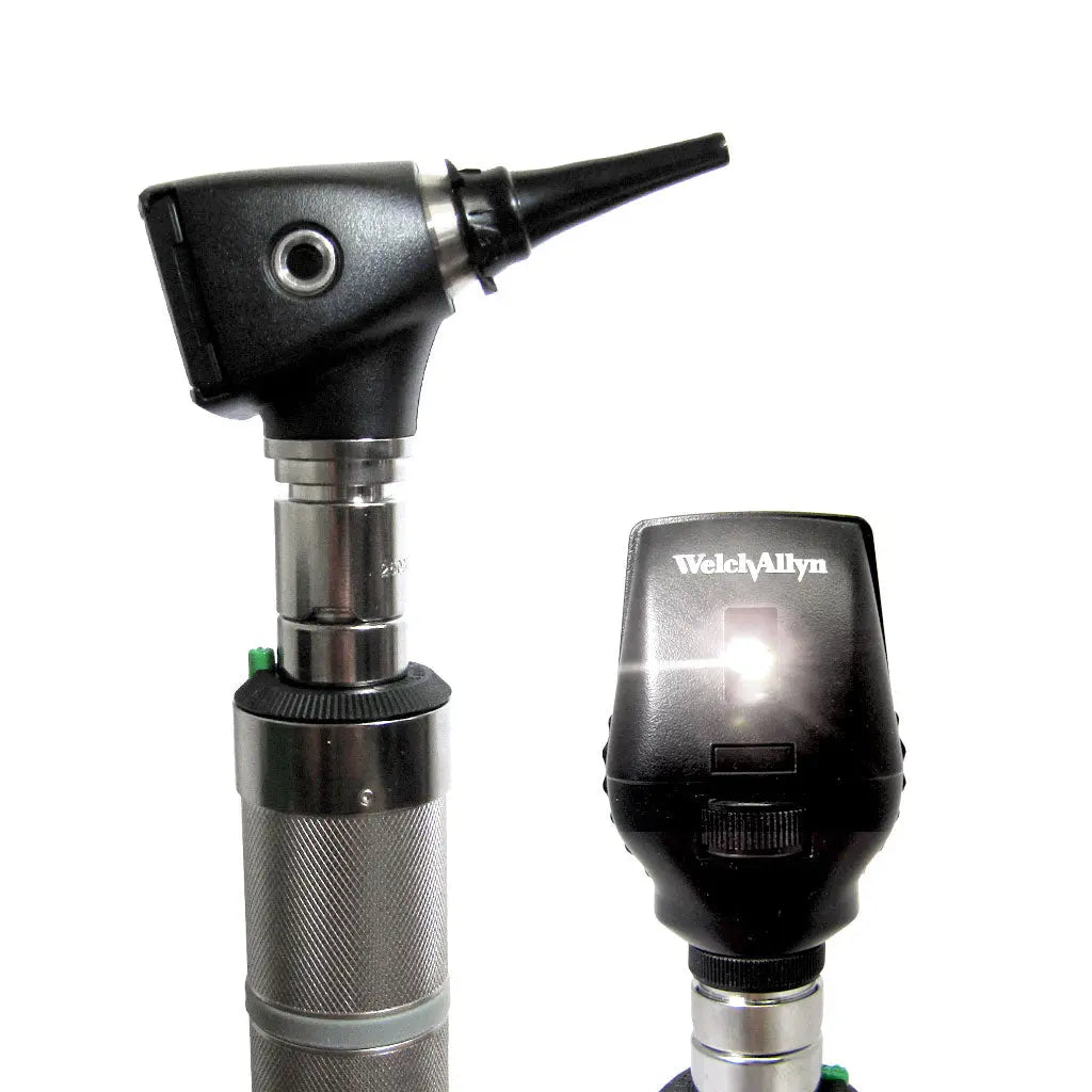 Welch Allyn diagnostic set with otoscope and ophthalmoscope, including handle, displayed on a white background.