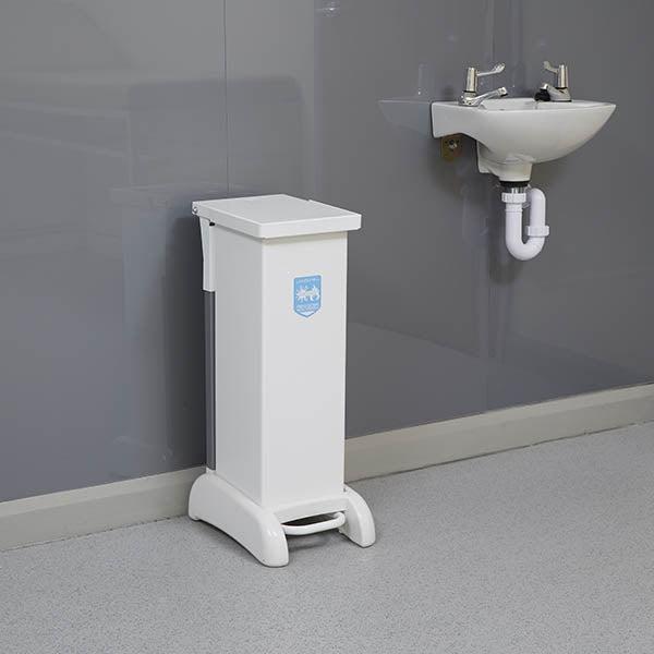 Wybone 28 Litre Hybrid Sackholder with sturdy metal frame and plastic container for waste disposal and recycling.